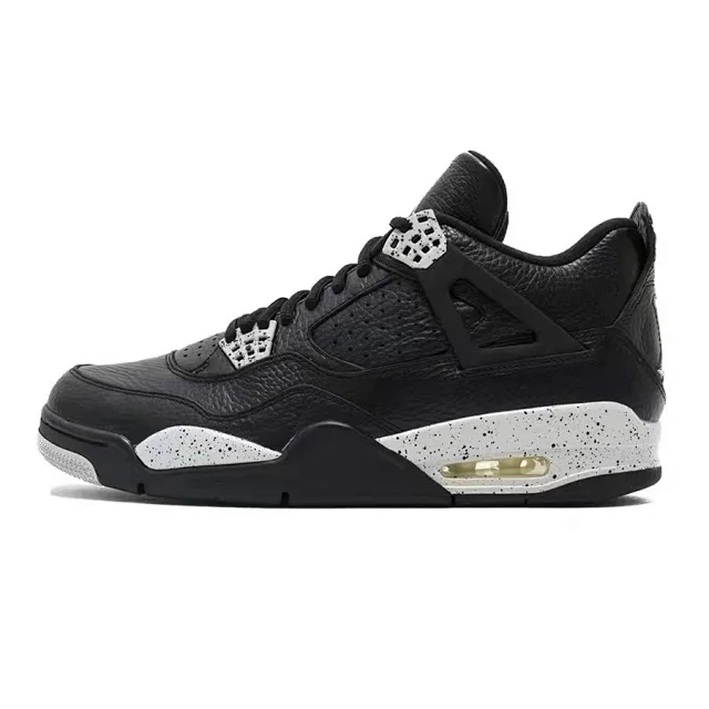 Air Jordan 4 Thunder Basketball Sneakers Detail