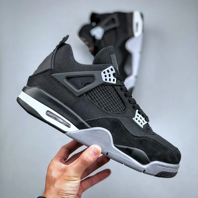 AJ4 Kaws SB Men's Black Cat Detail
