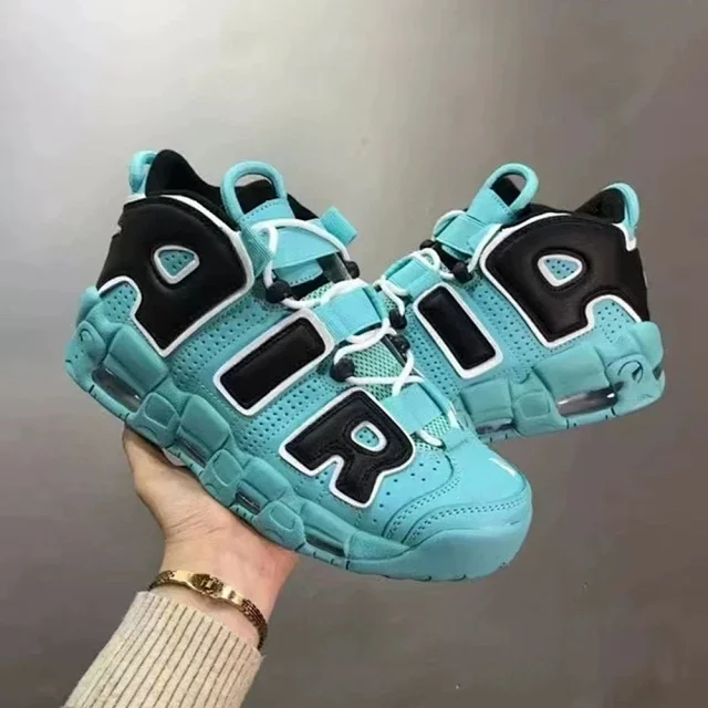 Men's Pippen Uptempo UNC Blue Chameleon Detail
