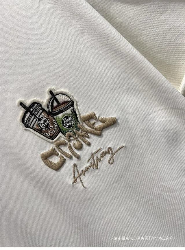 Men's Streetwear Embroidery Tee 2025 Detail