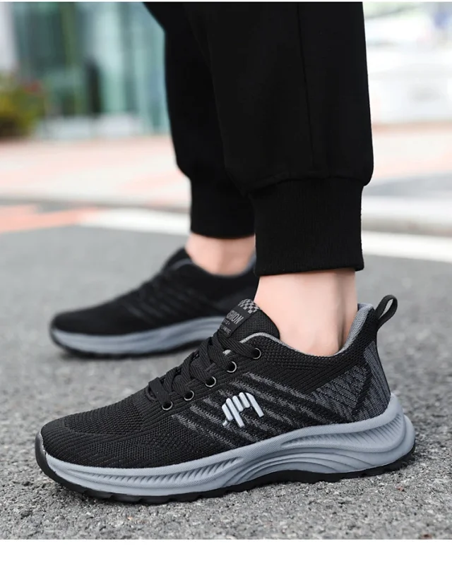Men's Black Warrior Casual Trail Shoes Detail