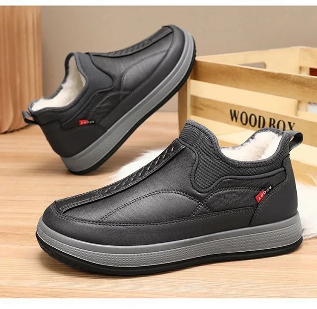 Men's Old Beijing Fleece-Lined Cotton Shoes Detail