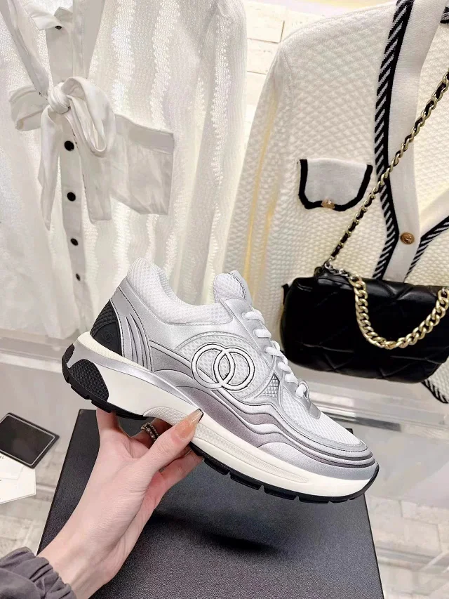 YJDW 2025 Chunky Dad Sneakers - Platform Mesh Detail