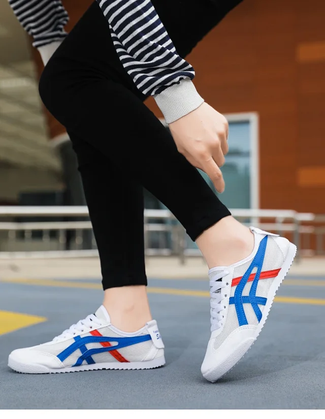 New Unisex White Mesh Sneakers Detail