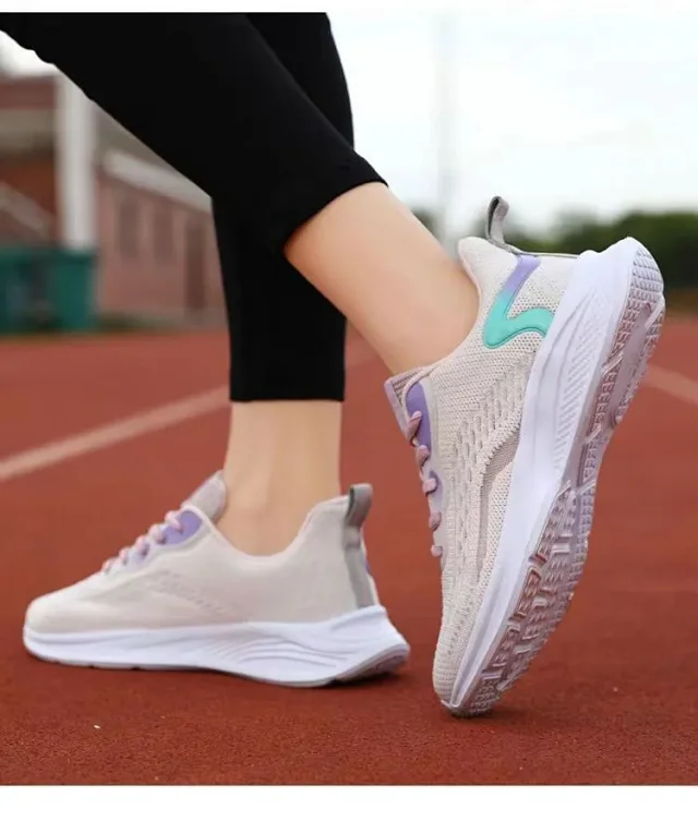 Women's Knit Mesh Low-Top Running Shoes Detail