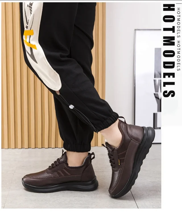 Unisex Fleece-Lined Light Sole Snow Boots Detail