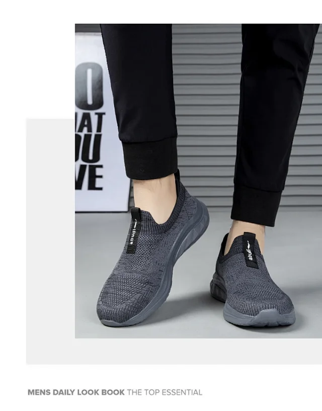 Lightweight Soft Sole Slip-on Men's Casual Dad Shoes Detail