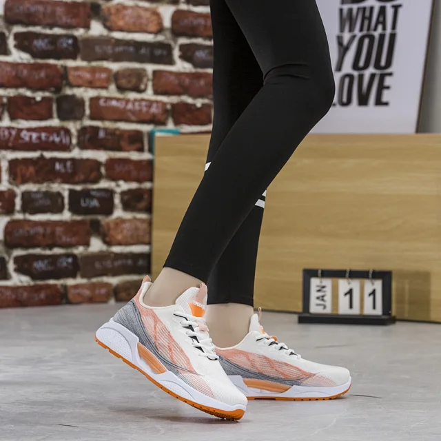 Youth Unisex Mesh Breathable Sport White Sneakers Detail