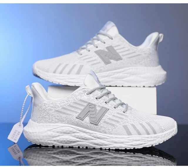 Unisex Flyknit Running Shoes Soft Sole Detail