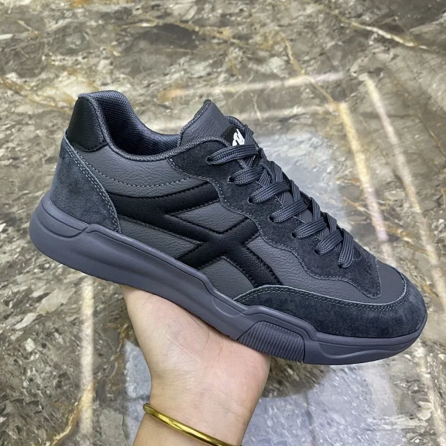 Men's K-Style Thick Sole Runner Detail