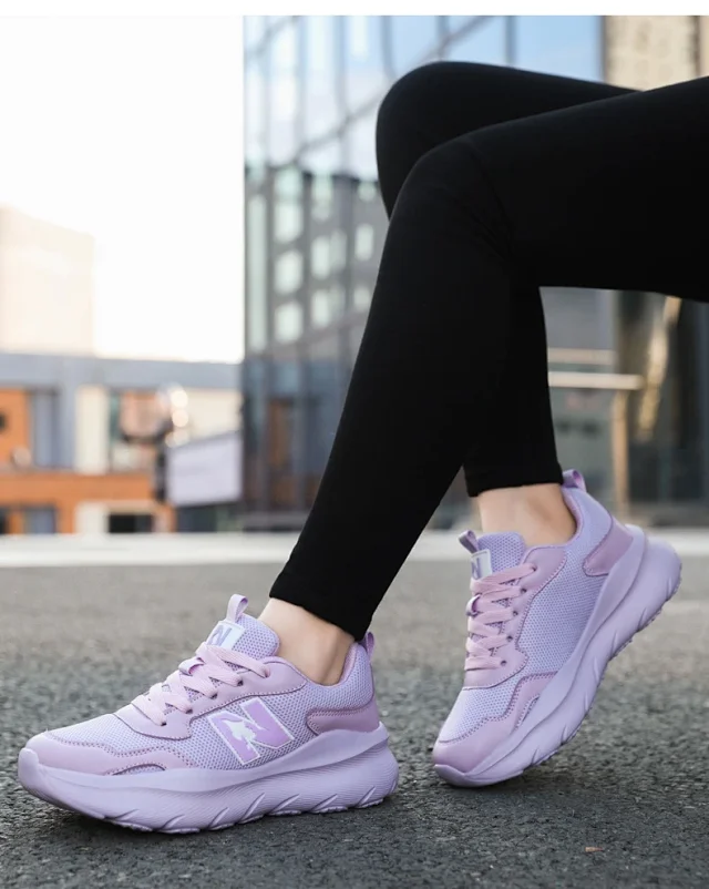 Unisex Couple Lightweight Platform Running Sneakers Detail