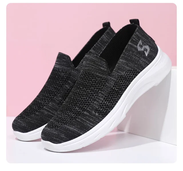 Comfy Summer Breathable Knit Cloth Shoes Detail