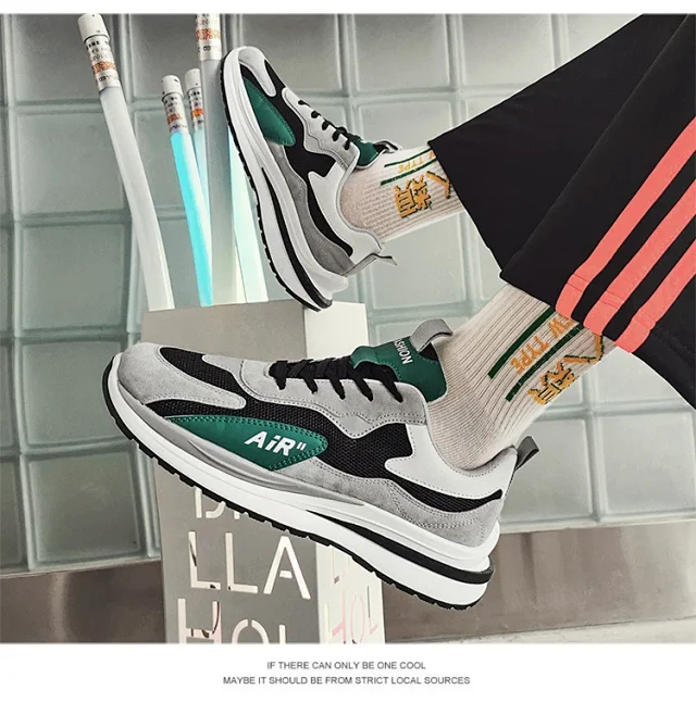 Men's Breathable Flyknit Running Shoes SS2025 Comfy Detail