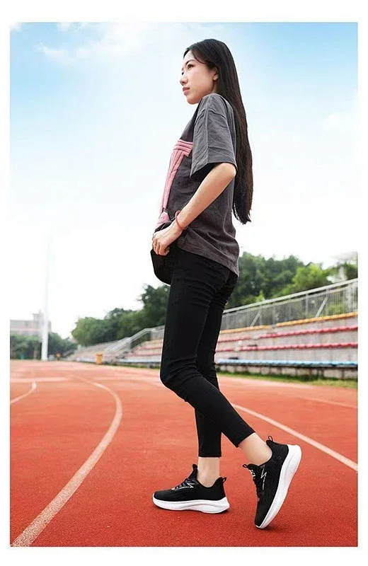 Women's Lightweight Mesh Running Shoes Anti-Slip Detail