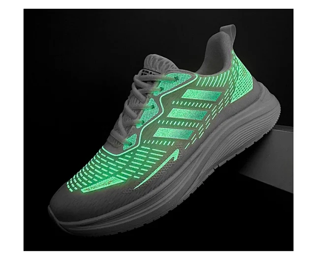 Summer Breathable Mesh Casual Running Shoes Detail