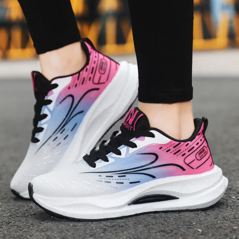 2025 Unisex Breathable Mesh Runners