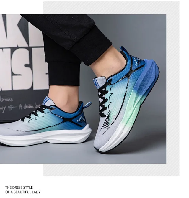 2025 Carbon-Plate Couple Sneakers - Trendy Style Detail