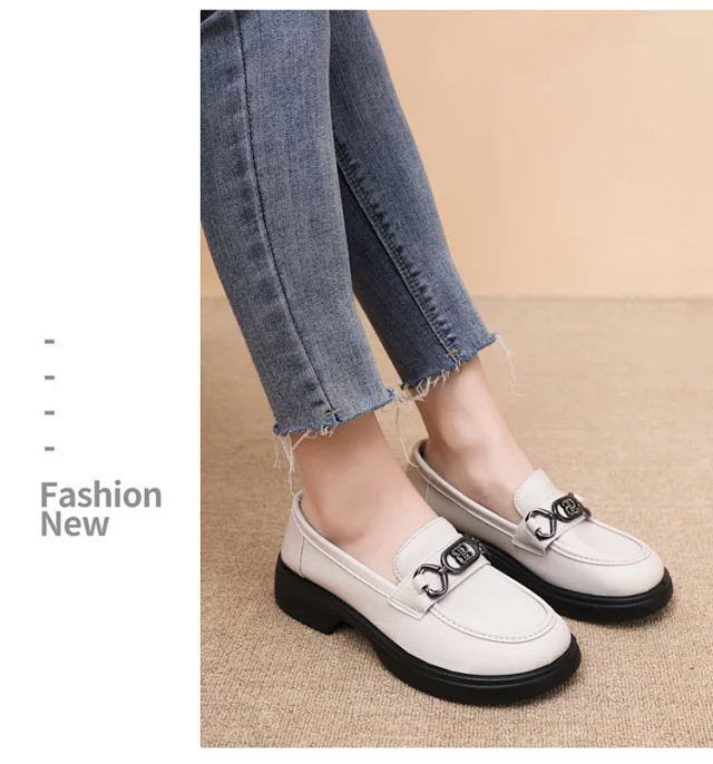 Women's 2025 Chic Euro Retro Loafers Detail