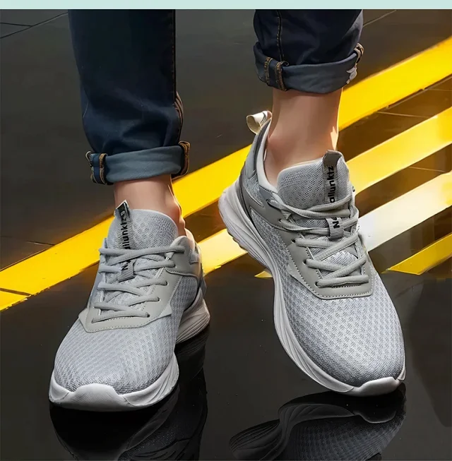 Couple Soft Sole Breathable Sneakers Detail