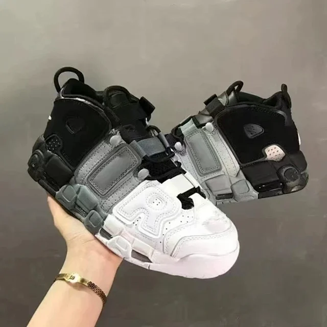 Men's Pippen Uptempo UNC Blue Chameleon Detail
