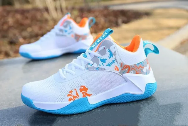 Men's Spring 2025 Fashion Light Basketball Shoes Detail