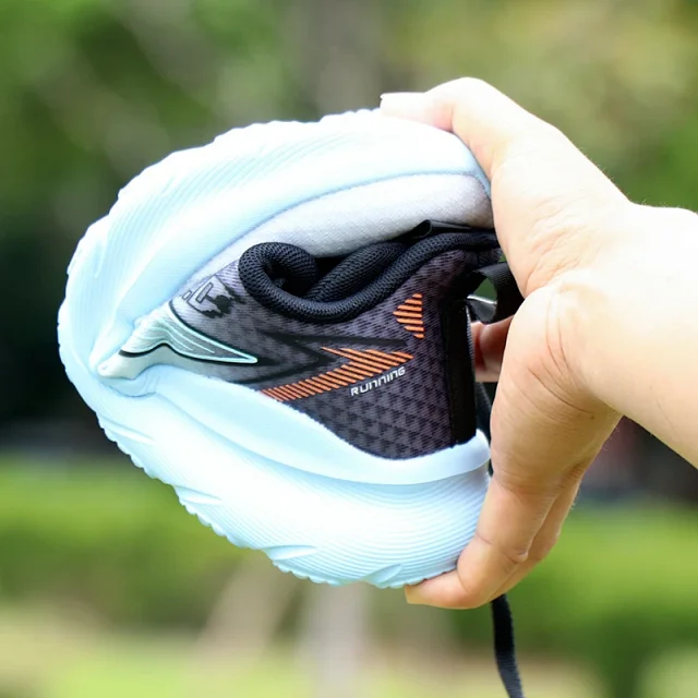 Trendy Chunky Couple Spring Mesh Sneakers Detail