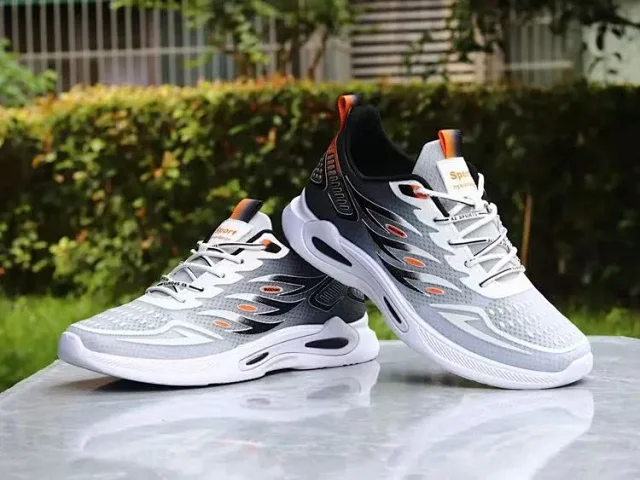 Men's 2025 Mesh Casual Running Shoes Detail