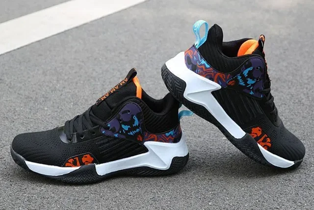 Men's Spring 2025 Fashion Light Basketball Shoes Detail