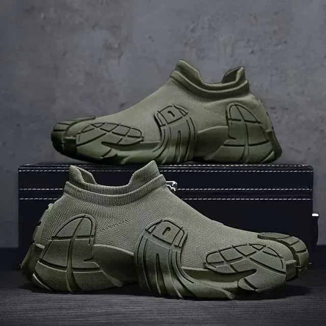 Men's 2025 Breathable Knit Sneakers Youth Street Chunky Soles Detail