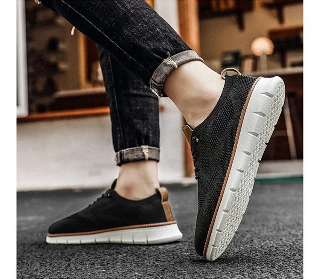 Men's Flyknit Breathable Running Sneakers Detail