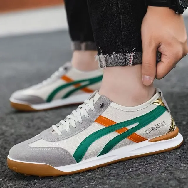 Men's New Korean Retro Running Shoes Detail