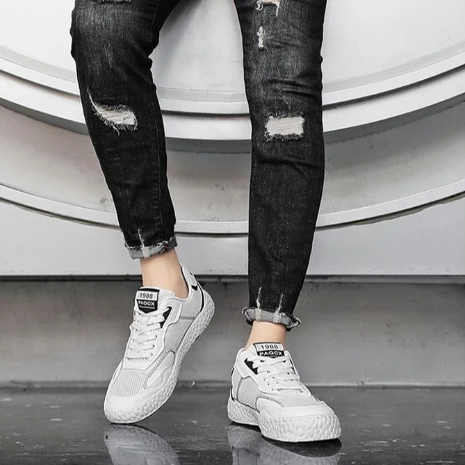 Unisex Breathable White Low-Top Casual Sneakers
