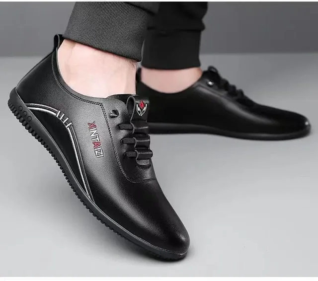 Men's Breathable Soft Leather Korean White Loafers Detail