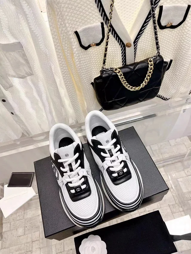 YJDW 2025 Chunky Dad Sneakers - Platform Mesh Detail
