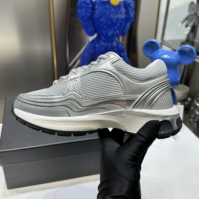 YJDW 2025 Chunky Dad Sneakers - Platform Mesh Detail