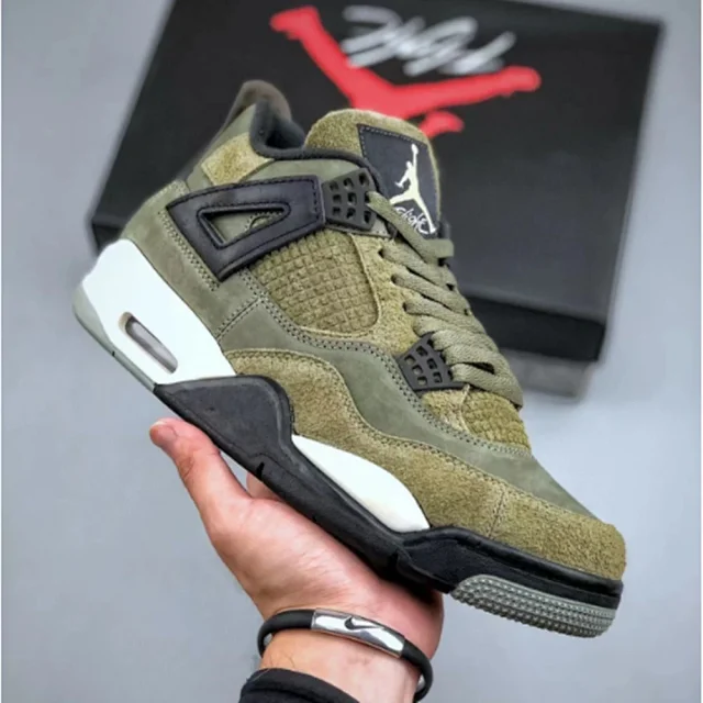 Unisex AJ4 Military Green Basketball Shoes Detail