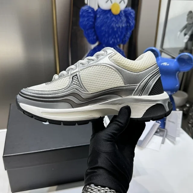 YJDW 2025 Chunky Dad Sneakers - Platform Mesh Detail