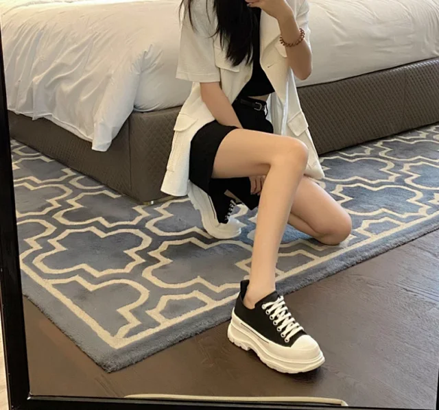 Women's Pure Original McQueen SS24 Platform White Lace-ups Detail