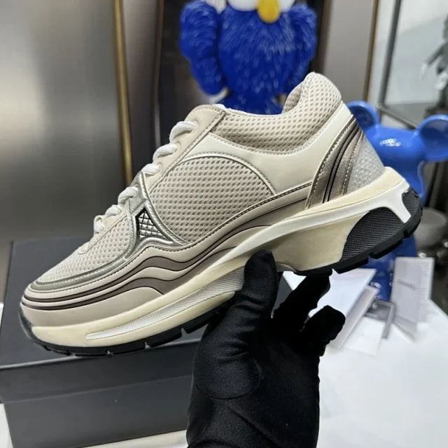YJDW 2025 Chunky Dad Sneakers - Platform Mesh Detail