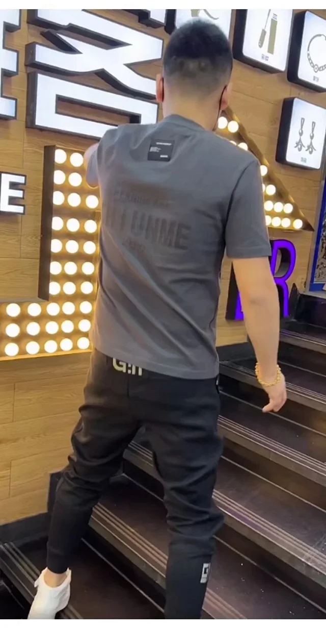 Men's 3D Letter Slim Fit Tee Detail