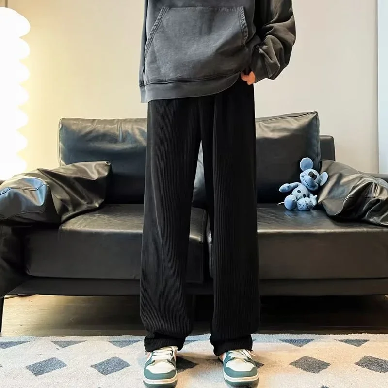 Men's Fleece-Lined Wide-Leg Sweatpants