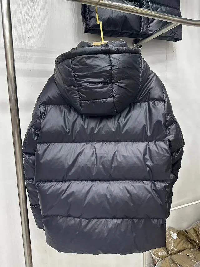 Black Gold Unisex Hooded Puffer Jacket Detail