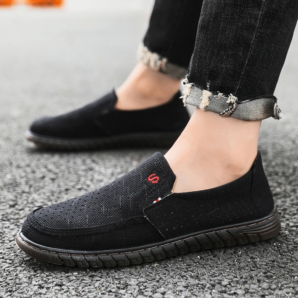 Men's Breathable Mesh Casual Sneakers