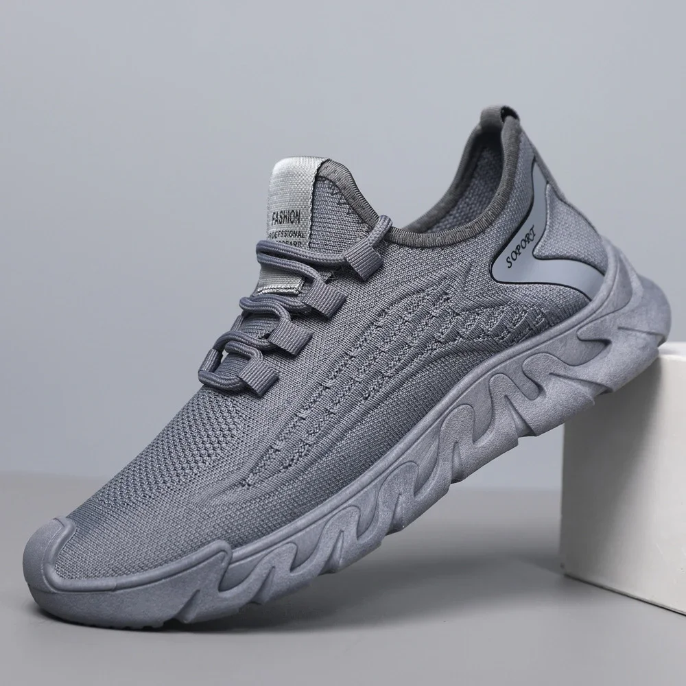New Men's Lightweight Mesh Casual Sneakers