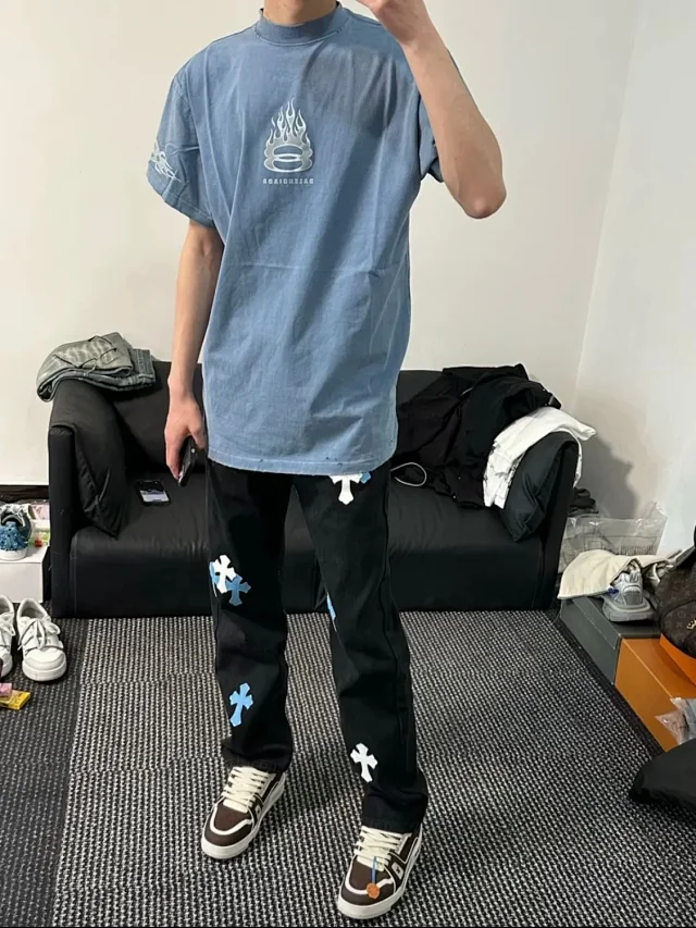 Crooked High Street Cross Patch Loose Fit Distressed Straight Jeans Detail