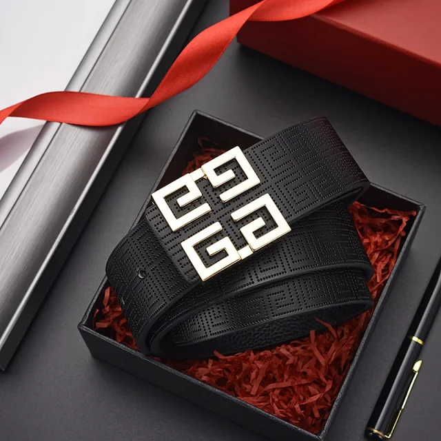 JiJia Perforated Men's Leather Belt Smooth Buckle Detail
