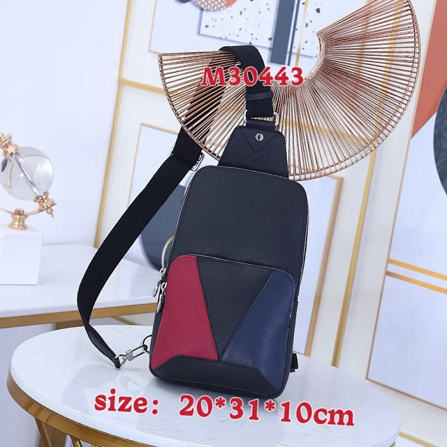Men's 2025 Fashion Sling Bag Detail