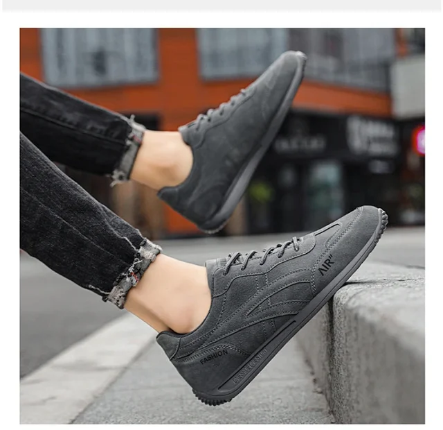 Men's Solid Lightweight Breathable Running Sneakers Detail