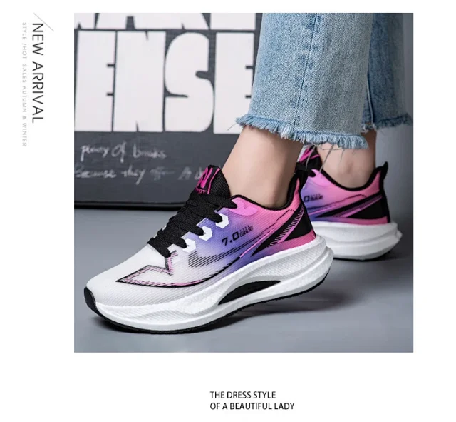 Stain-Resistant Unisex Student Light Running Mesh Sneakers Detail