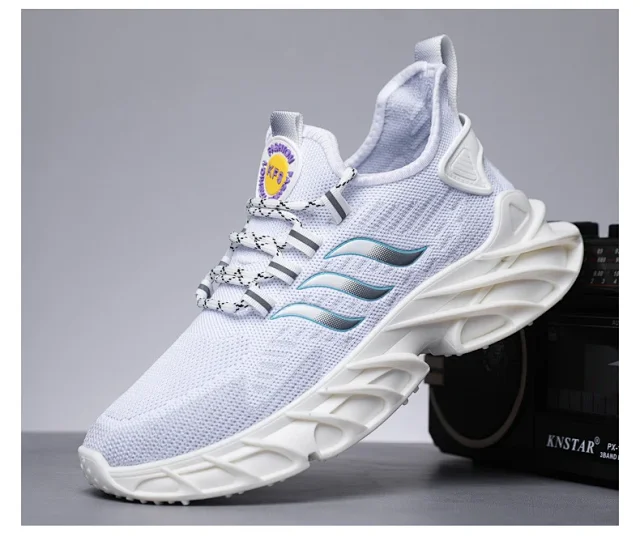 Men's Comfort Lightweight Trendy Sneakers Detail